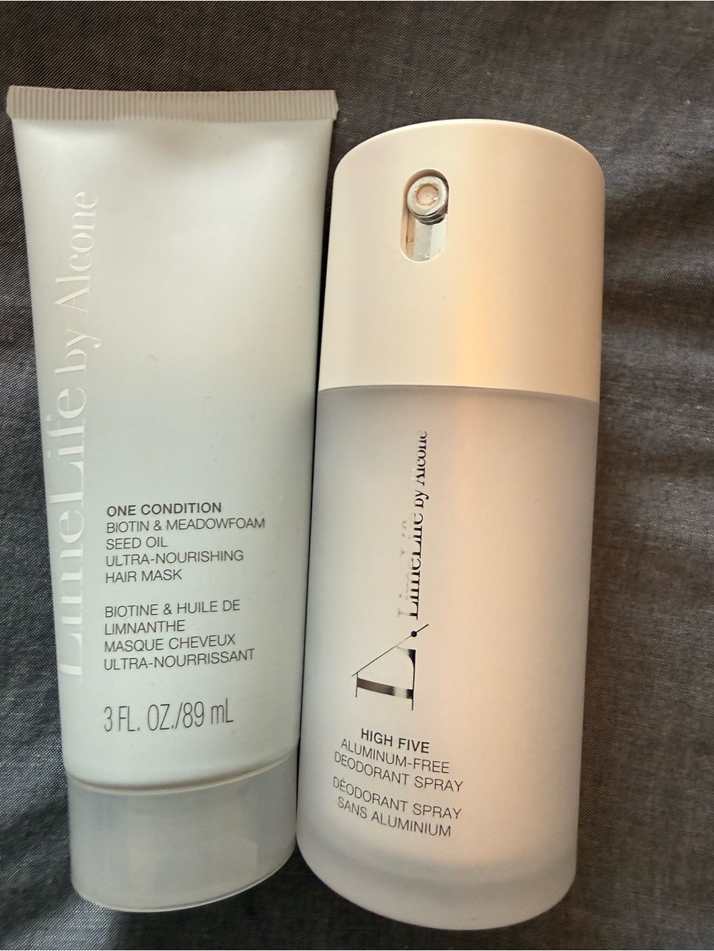 Women’s Skincare Set in White - Picture 5 of 14